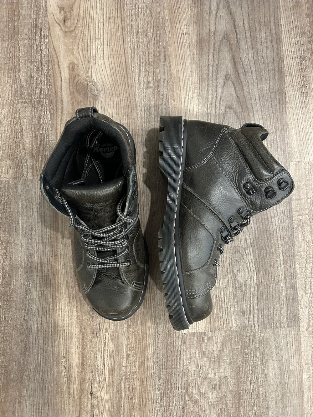 Dr. Martens Fynn boot size 43